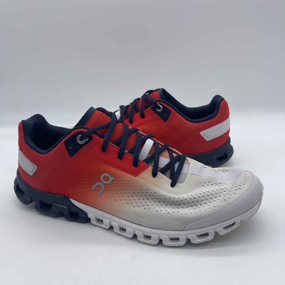 ON Cloudflow 3.0 35.99236 Men's Size 9.5 Running Shoes Rust Eclipse Sneakers
